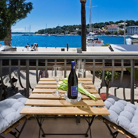 Riva Yacht Hvar Town Apartment المظهر الخارجي الصورة