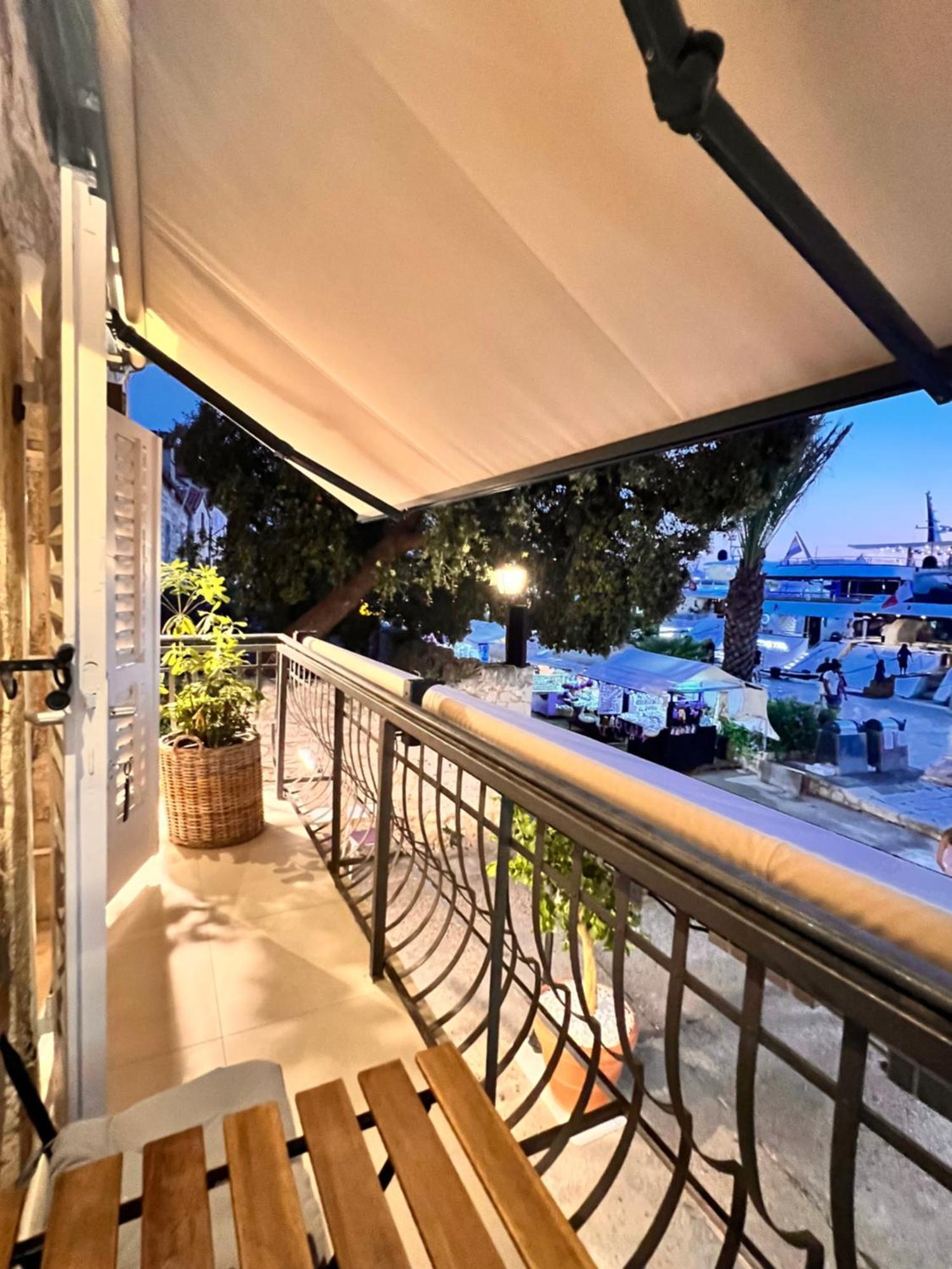 Riva Yacht Hvar Town Apartment المظهر الخارجي الصورة