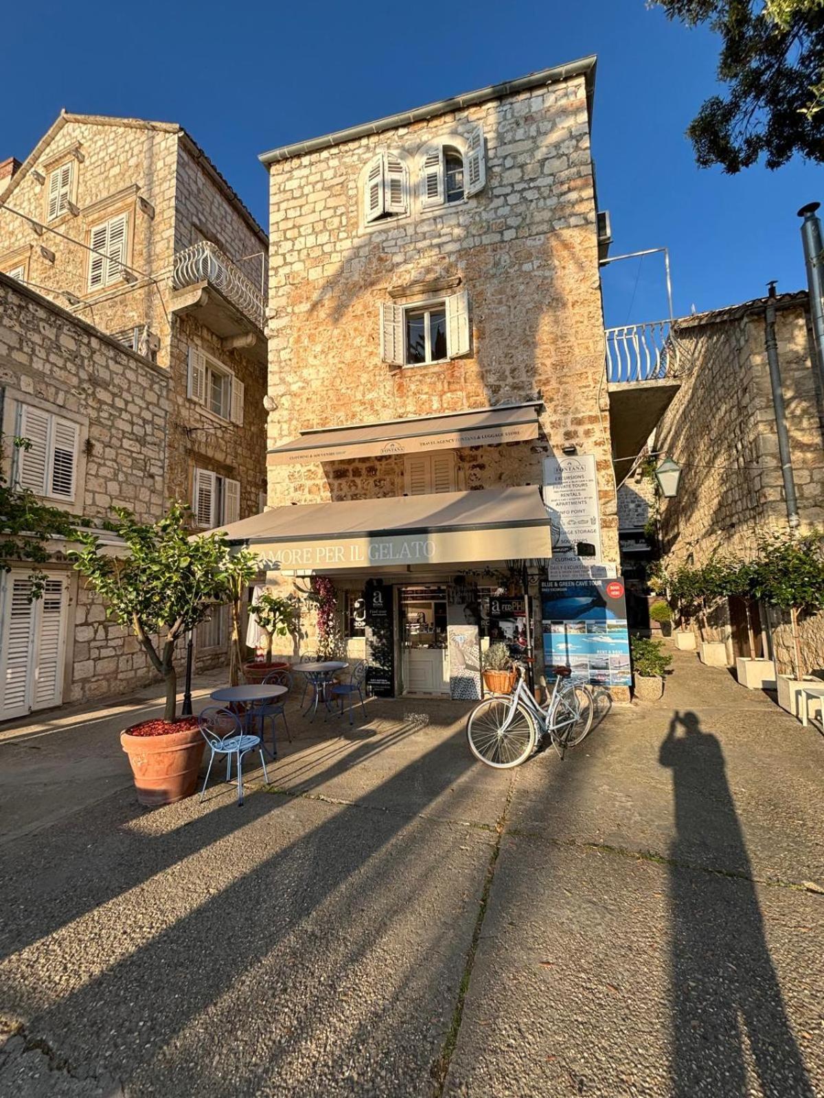 Riva Yacht Hvar Town Apartment المظهر الخارجي الصورة