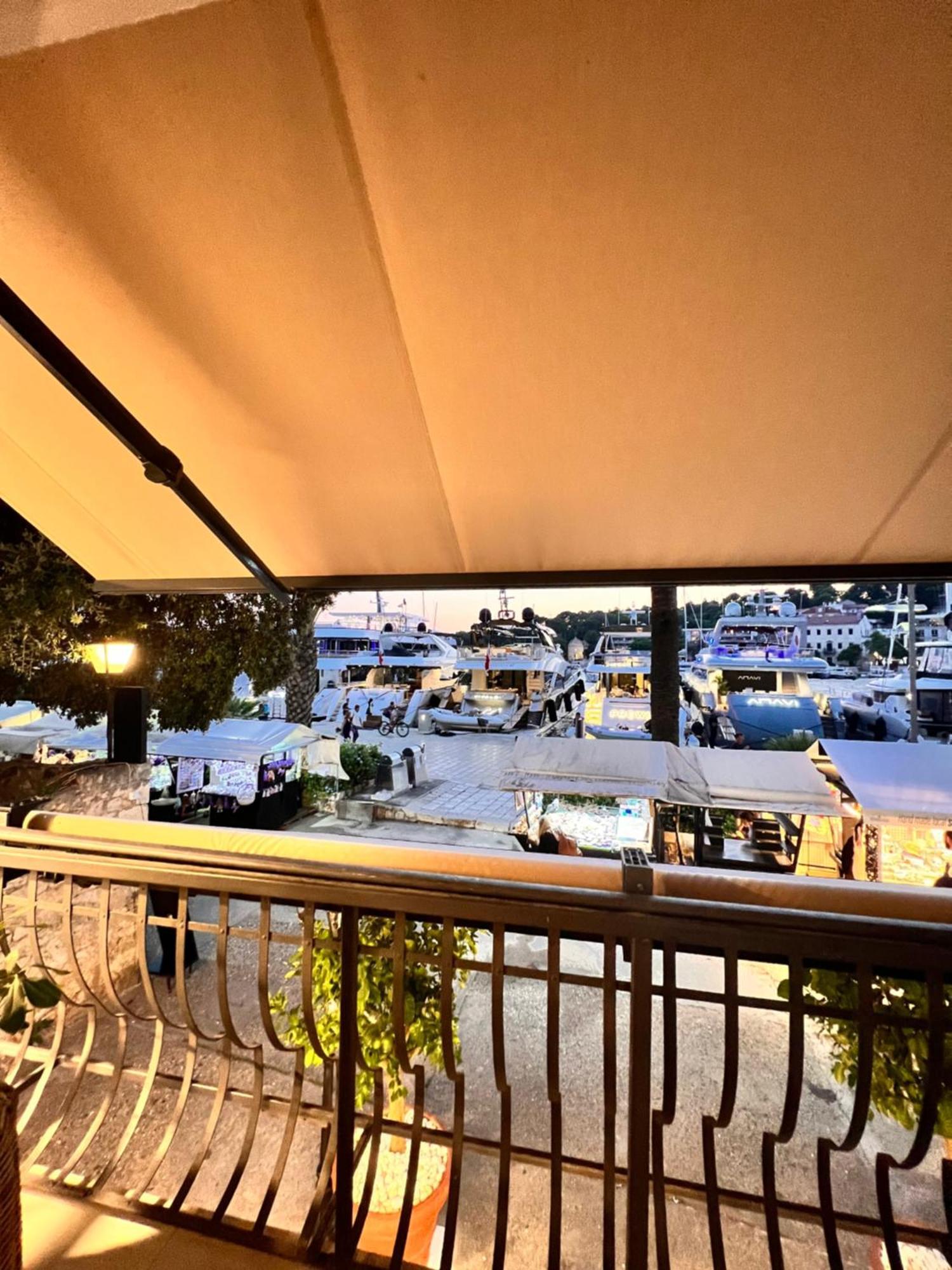 Riva Yacht Hvar Town Apartment المظهر الخارجي الصورة